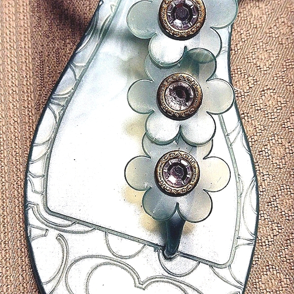 Coach Paisley Jelly Sandals with floral detail - Picture 2 of 13